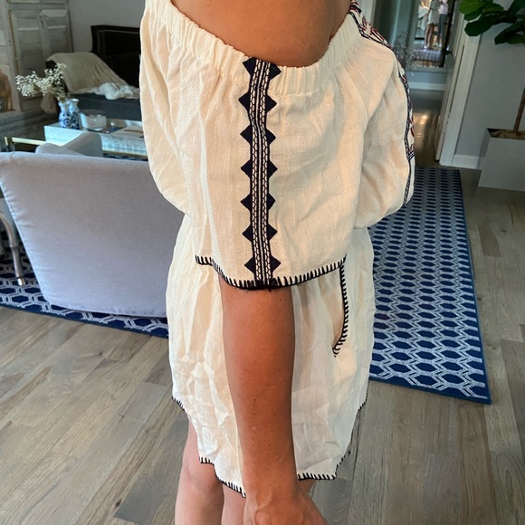 🌻Atsr Off the Shoulder Romper - Picture 5 of 9